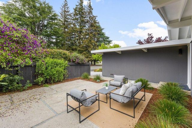 385 Cronin Drive, Santa Clara, CA 95051