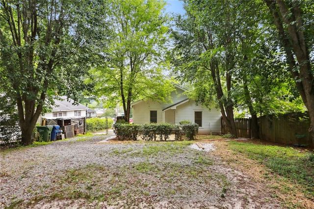 776 Bellemeade Avenue, Atlanta, GA 30318