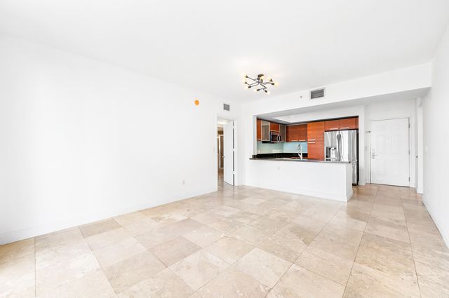 2030 S Douglas Road 807, Coral Gables, FL 33134