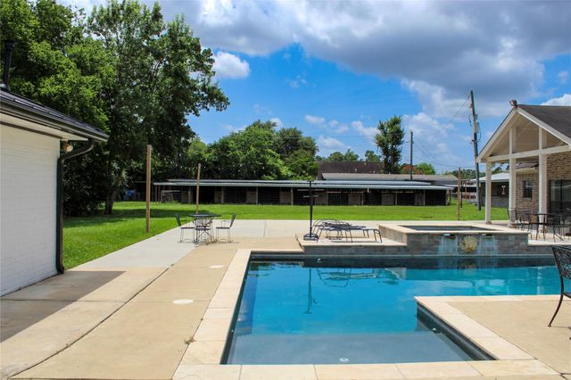 11815 Marrs Drive, Houston, TX 77065