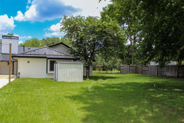 11815 Marrs Drive, Houston, TX 77065