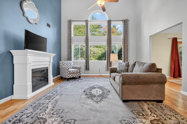 46 Old Lake Road, Congers, NY 10920