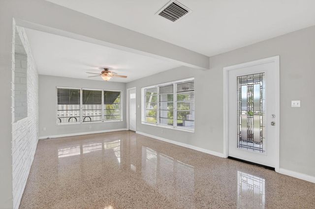 456 NE 28th Terrace, Boca Raton, FL 33431