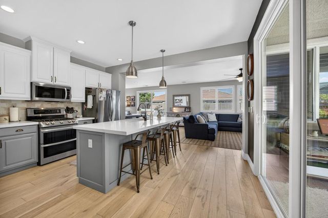 5501 Jade Springs Way, Rancho Cordova, CA 95742