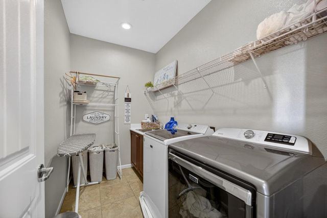 5501 Jade Springs Way, Rancho Cordova, CA 95742
