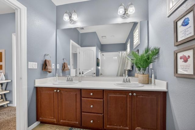 5501 Jade Springs Way, Rancho Cordova, CA 95742
