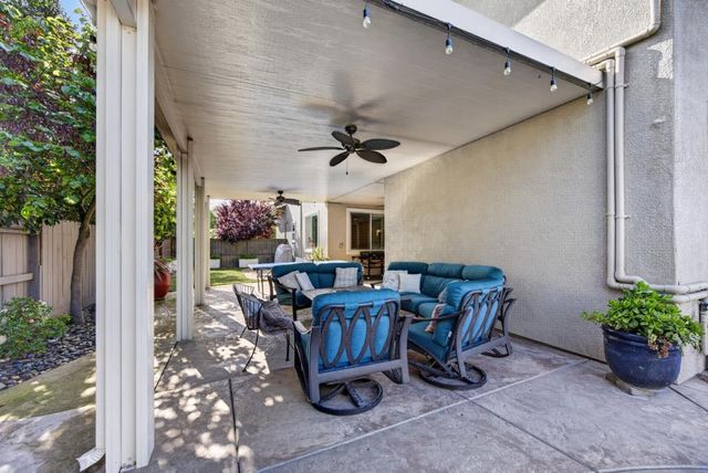 5501 Jade Springs Way, Rancho Cordova, CA 95742