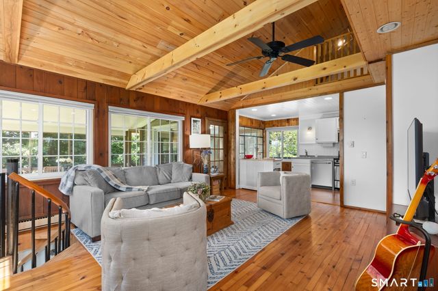 12 Longview Drive, Brookfield, CT 06804