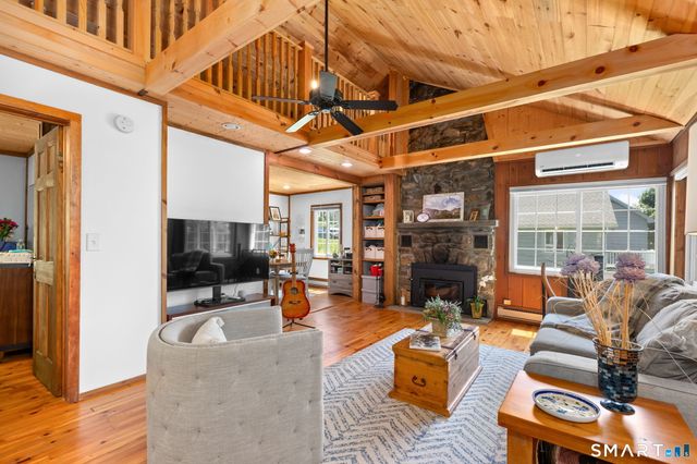 12 Longview Drive, Brookfield, CT 06804