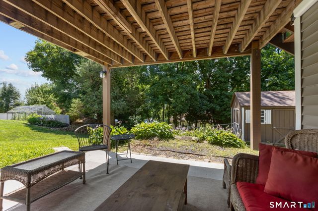 12 Longview Drive, Brookfield, CT 06804