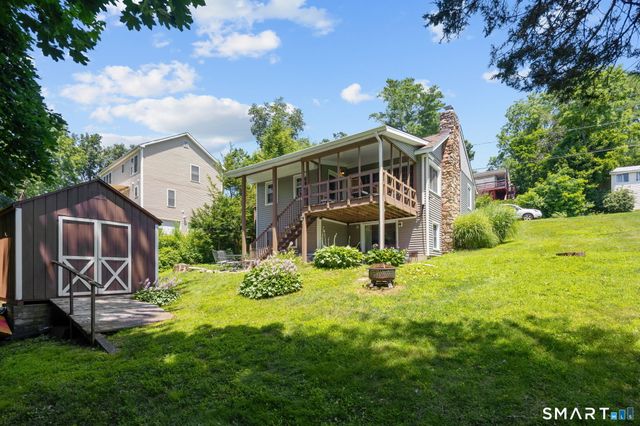 12 Longview Drive, Brookfield, CT 06804