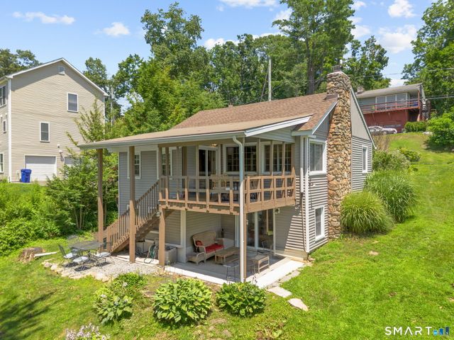 12 Longview Drive, Brookfield, CT 06804
