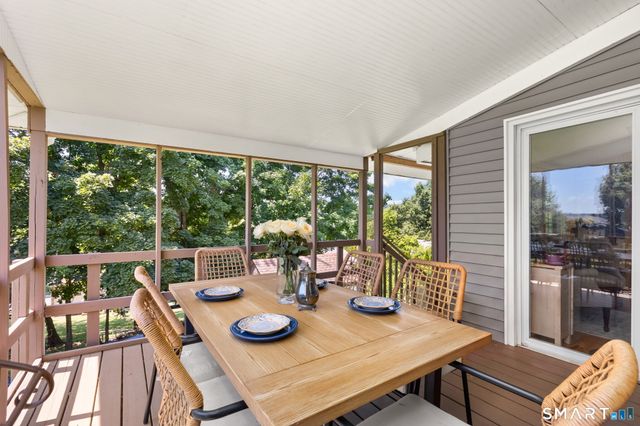 12 Longview Drive, Brookfield, CT 06804