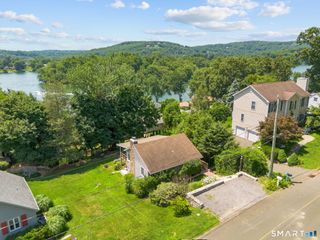 12 Longview Drive, Brookfield, CT 06804
