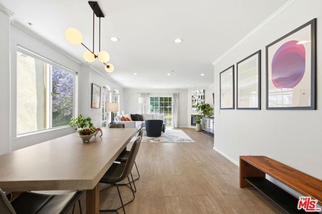 1842 Greenfield Avenue 102, Los Angeles, CA 90025