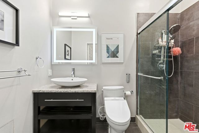 1842 Greenfield Avenue 102, Los Angeles, CA 90025