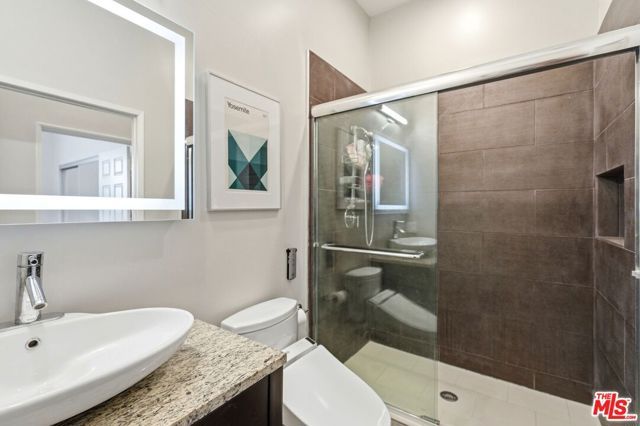 1842 Greenfield Avenue 102, Los Angeles, CA 90025