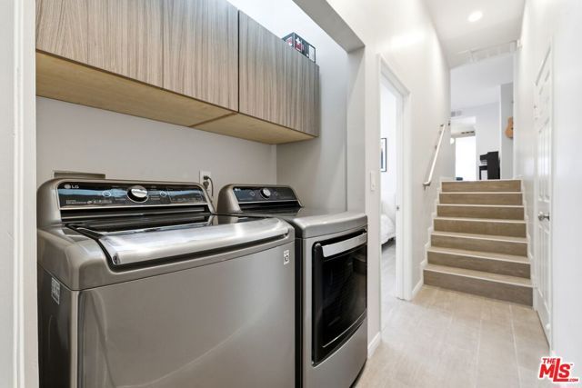 1842 Greenfield Avenue 102, Los Angeles, CA 90025