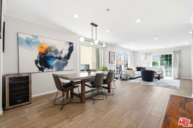 1842 Greenfield Avenue 102, Los Angeles, CA 90025