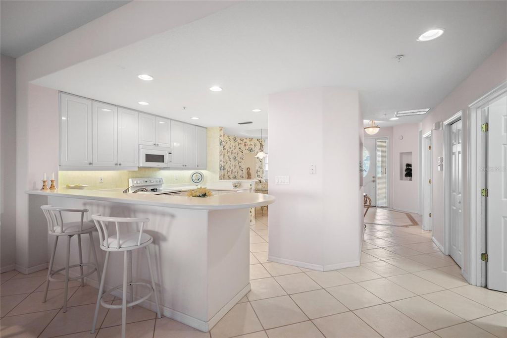 Image 17 of property listing at 242 HIDDEN BAY DRIVE 603, Osprey, FL 34229