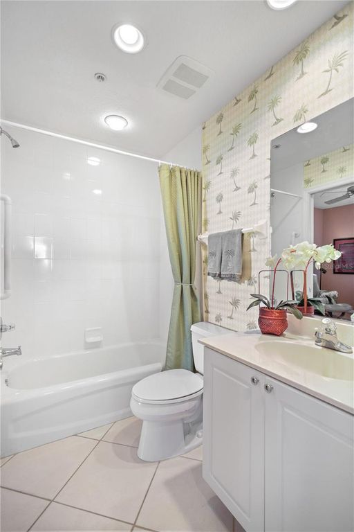 Image 41 of property listing at 242 HIDDEN BAY DRIVE 603, Osprey, FL 34229