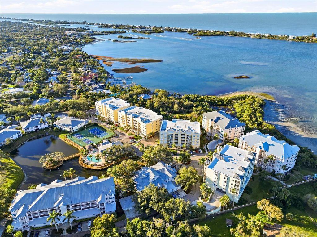 Image 70 of property listing at 242 HIDDEN BAY DRIVE 603, Osprey, FL 34229