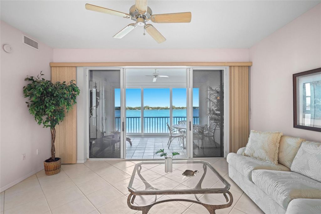 Image 8 of property listing at 242 HIDDEN BAY DRIVE 603, Osprey, FL 34229