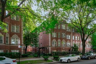 6131 N Hoyne Avenue G, Chicago, IL 60659