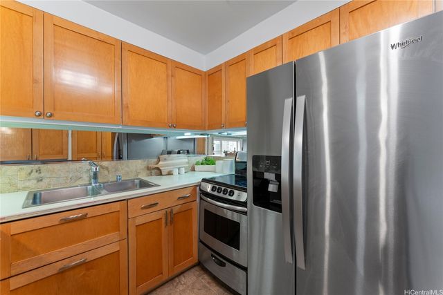 430 Keoniana Street 1204, Honolulu, HI 96815