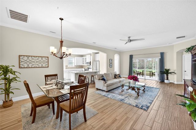 2557 Saint Lucia Circle, Vero Beach, FL 32967