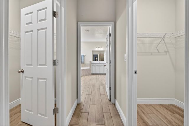 2557 Saint Lucia Circle, Vero Beach, FL 32967