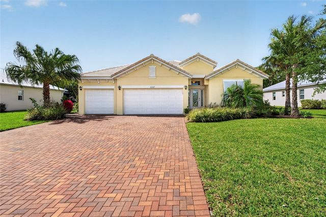 2557 Saint Lucia Circle, Vero Beach, FL 32967