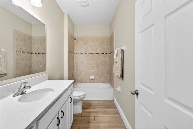 2557 Saint Lucia Circle, Vero Beach, FL 32967