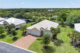 2557 Saint Lucia Circle, Vero Beach, FL 32967