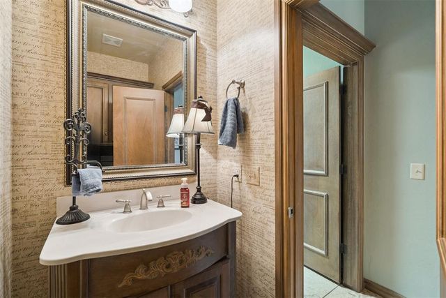 1625 Deer Park Drive, Edmond, OK 73003