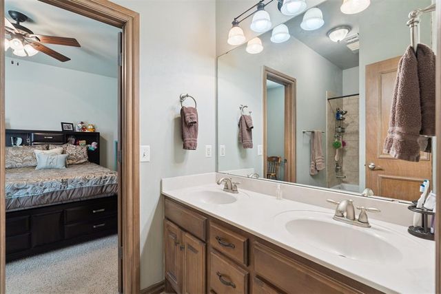 1625 Deer Park Drive, Edmond, OK 73003