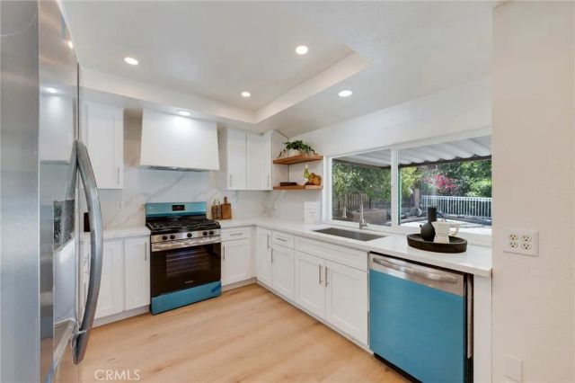 9257 La Shell Drive, Tujunga, CA 91042