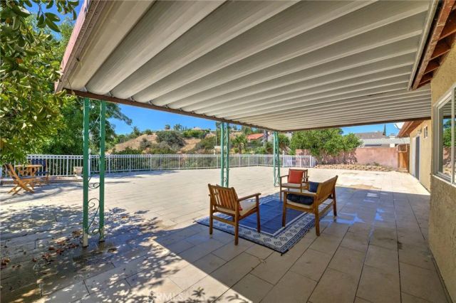 9257 La Shell Drive, Tujunga, CA 91042