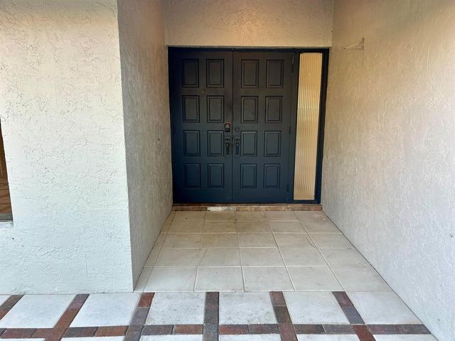 22822 Pinewood Court, Boca Raton, FL 33433