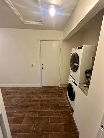22822 Pinewood Court, Boca Raton, FL 33433