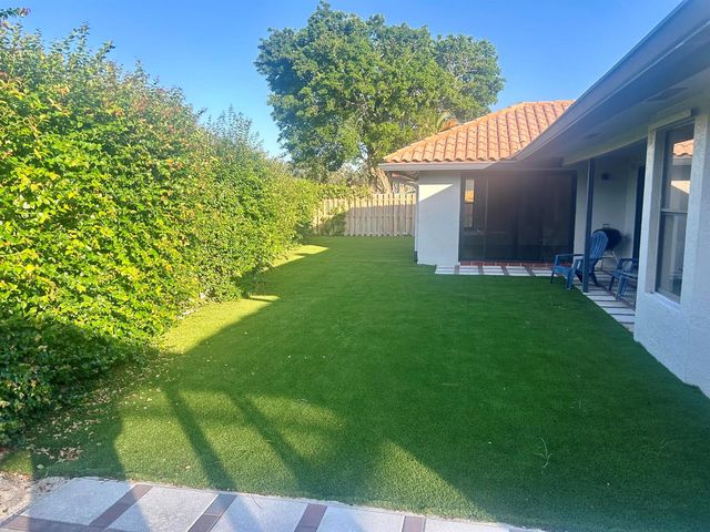 22822 Pinewood Court, Boca Raton, FL 33433