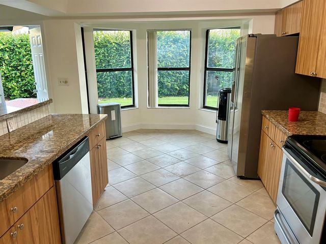 22822 Pinewood Court, Boca Raton, FL 33433
