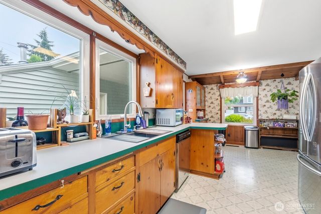 1021 H Street, Centralia, WA 98531