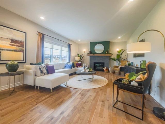 1504 Osburn Ln Lane, Farmington, NY 14425