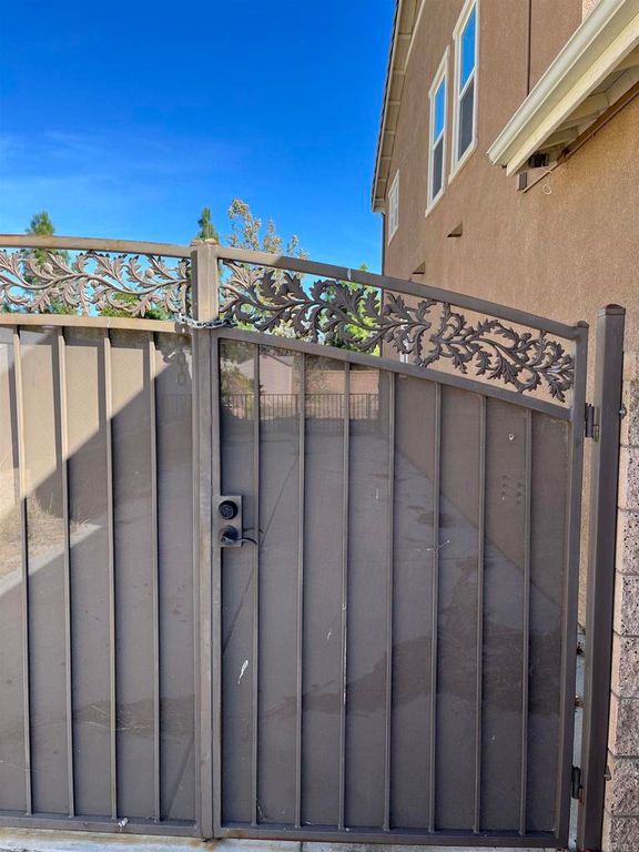 37052 WHISPERING HILLS DR, Murrieta, CA 92563 — photo 5