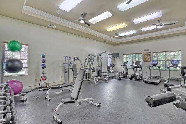 6533 Emerald Dunes Drive 304, West Palm Beach, FL 33411