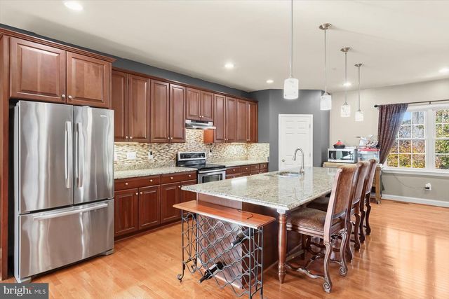 202 BONHILL DR, Fort Washington, MD 20744