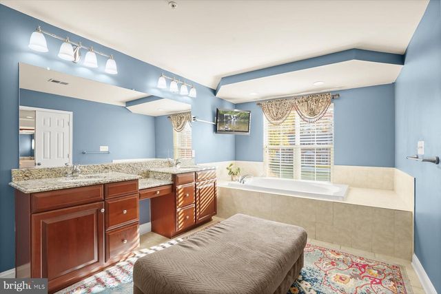 202 BONHILL DR, Fort Washington, MD 20744