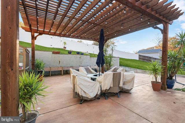 202 BONHILL DR, Fort Washington, MD 20744