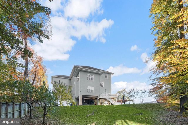 202 BONHILL DR, Fort Washington, MD 20744